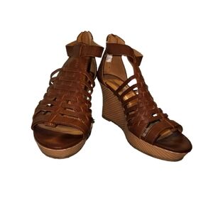 American Eagle women's wedge sandels. Size 8